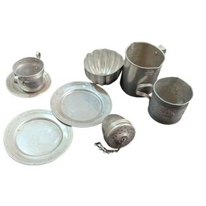 Vintage Aluminum Tableware Lot With 7 Pieces: Plates Cups Sifter  Mold Pre-Owned